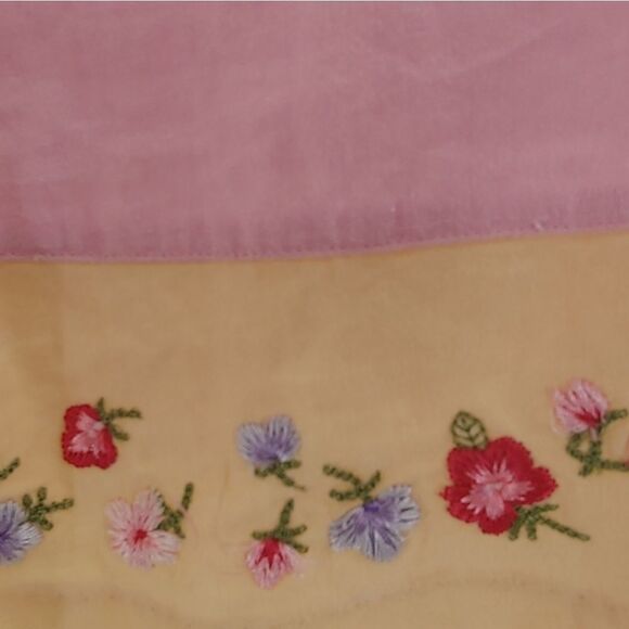 Vintage Y2K GAP pink linen with flower embroidered yellow hem - Picture 3 of 11